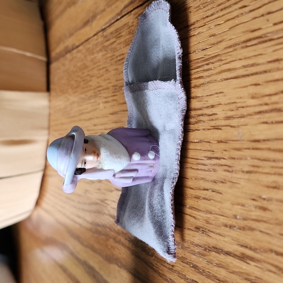 Avon Other - Avon American Fashion Thimble 1920's in box.